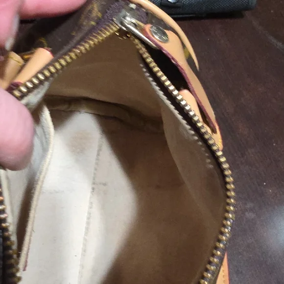 Louis Vuitton Mini Speedy Brown and Tan Monogram Satchel 1990s Excellent - Picture 15 of 15